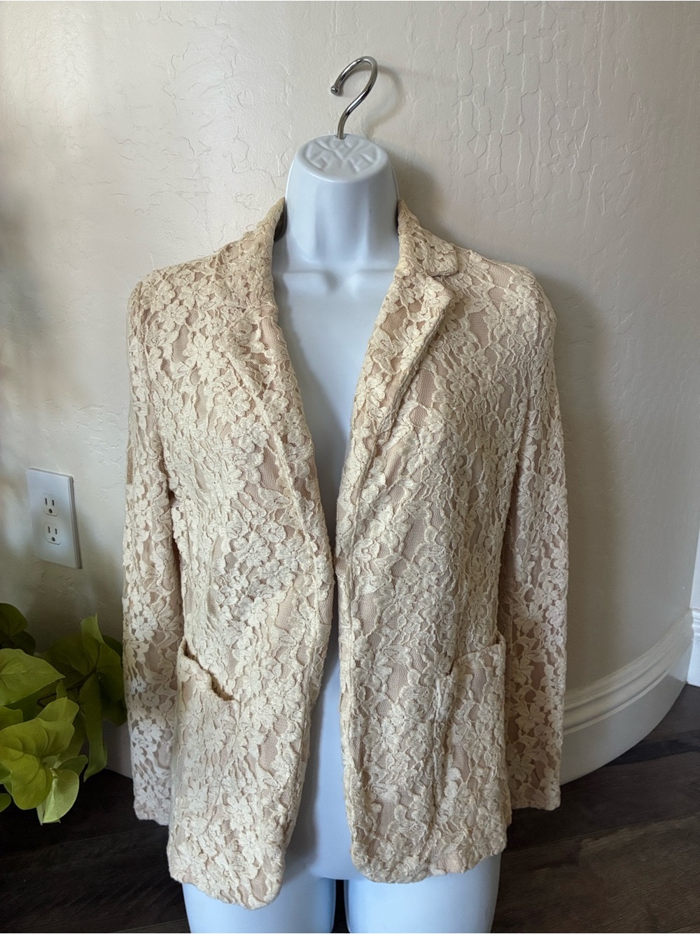 Floral Lace Chico’s Lace Blazer Jacket Size 0 - Picture 1 of 4